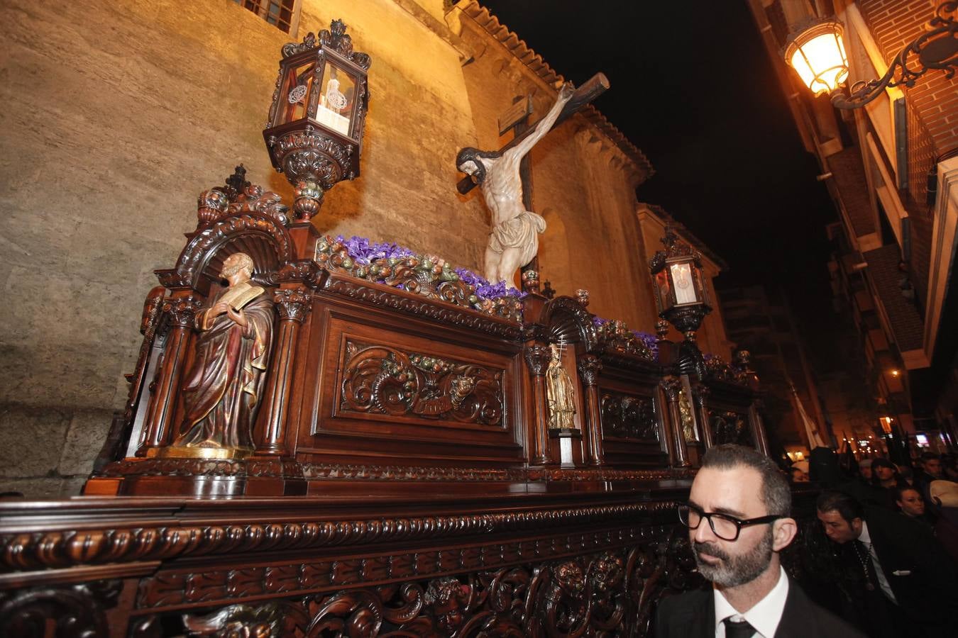 Las fotos de la hermandad de la Buena Muerte el Viernes Santo de la Semana Santa de Córdoba 2017