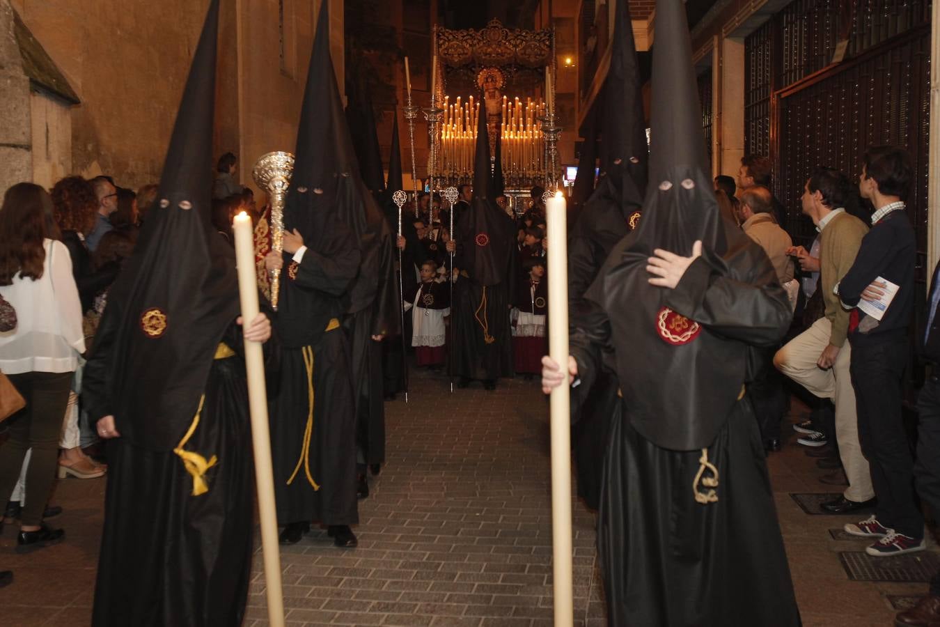 Las fotos de la hermandad de la Buena Muerte el Viernes Santo de la Semana Santa de Córdoba 2017