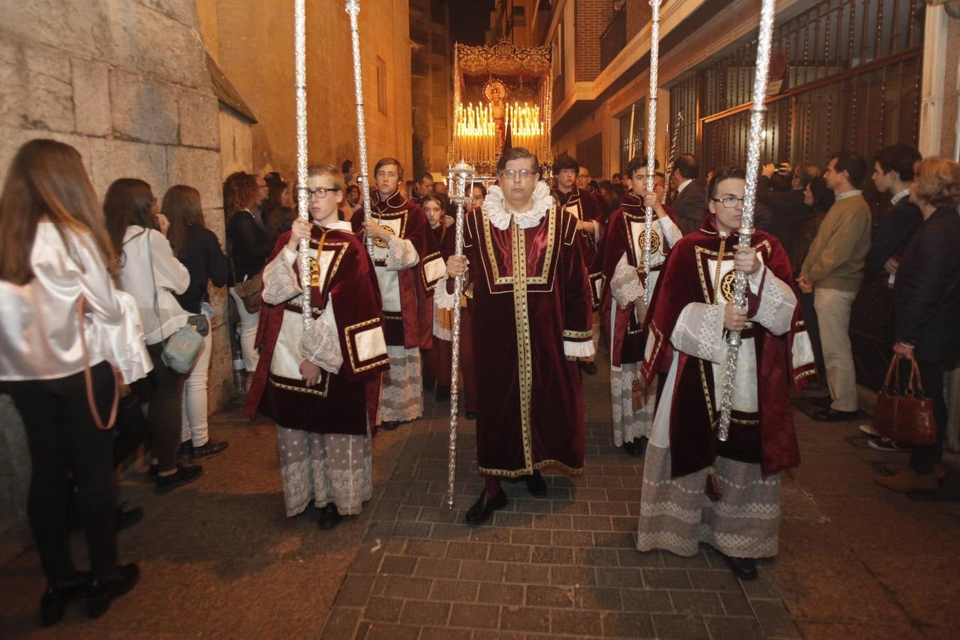 Las fotos de la hermandad de la Buena Muerte el Viernes Santo de la Semana Santa de Córdoba 2017