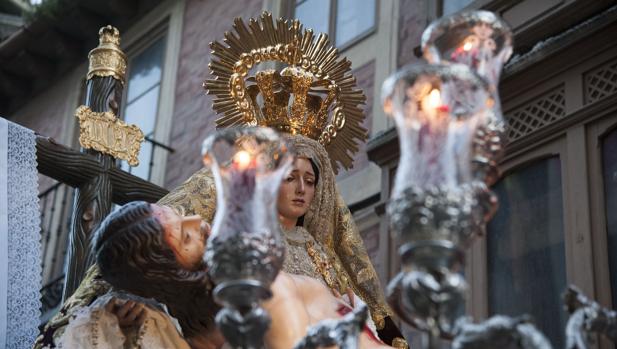 La Piedad con Cristo en brazos