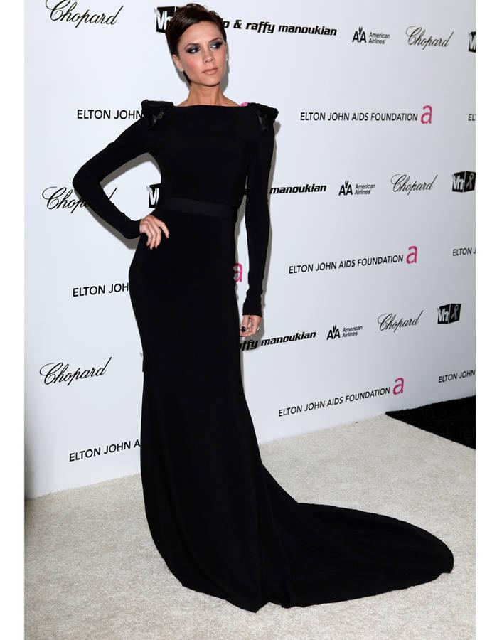 2009. En 2009, Beckham se convirtió en modelo para la línea de ropa interior Emporio Armani de mujer. Su marido ya había aparecido en anuncios para esta misma línea de hombres