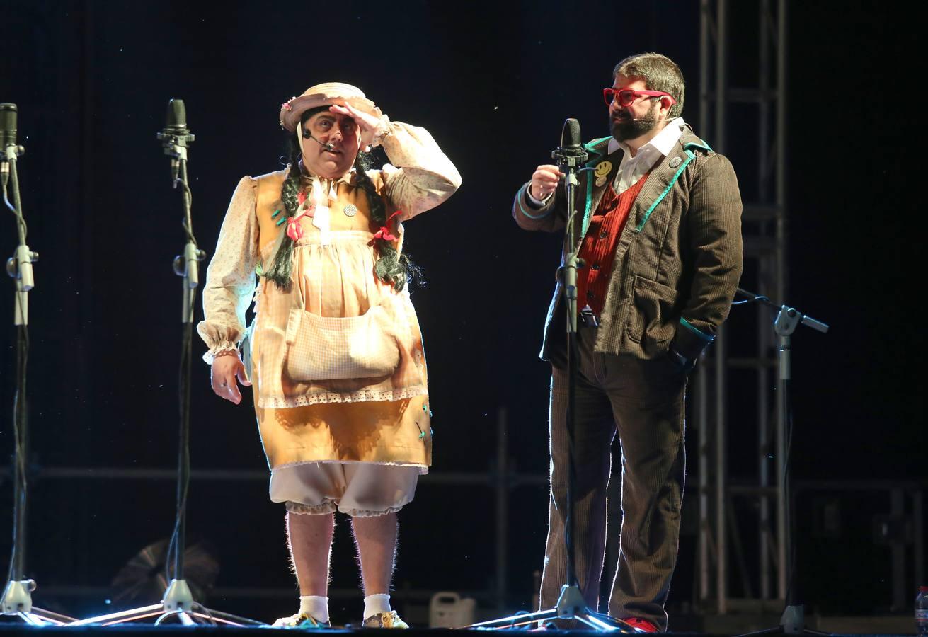 Los más grandes del Carnaval ponen bocabajo el Auditorio Rocío Jurado