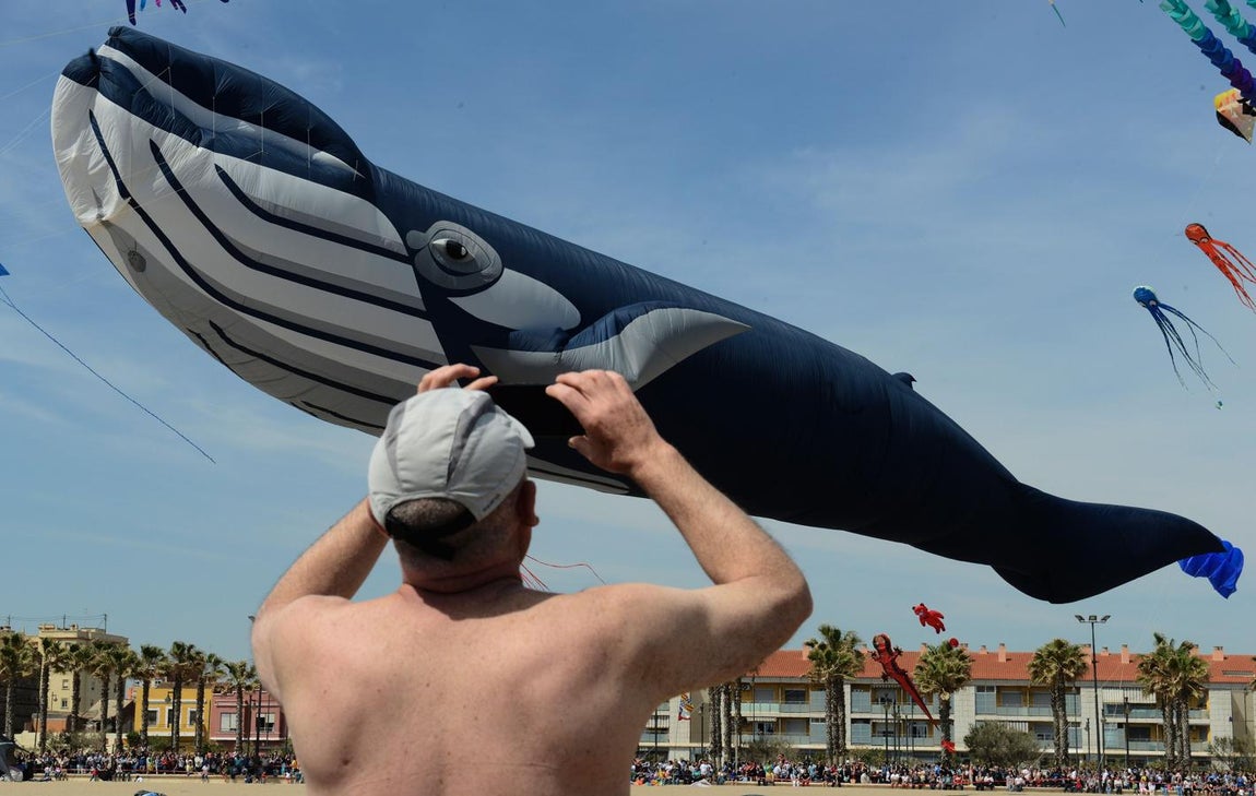 El Festival Internacional del Viento en la Malvarrosa. 
