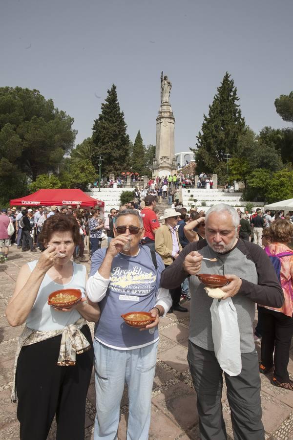 Galería fotográfica de las tradicionales habas de las Ermitas