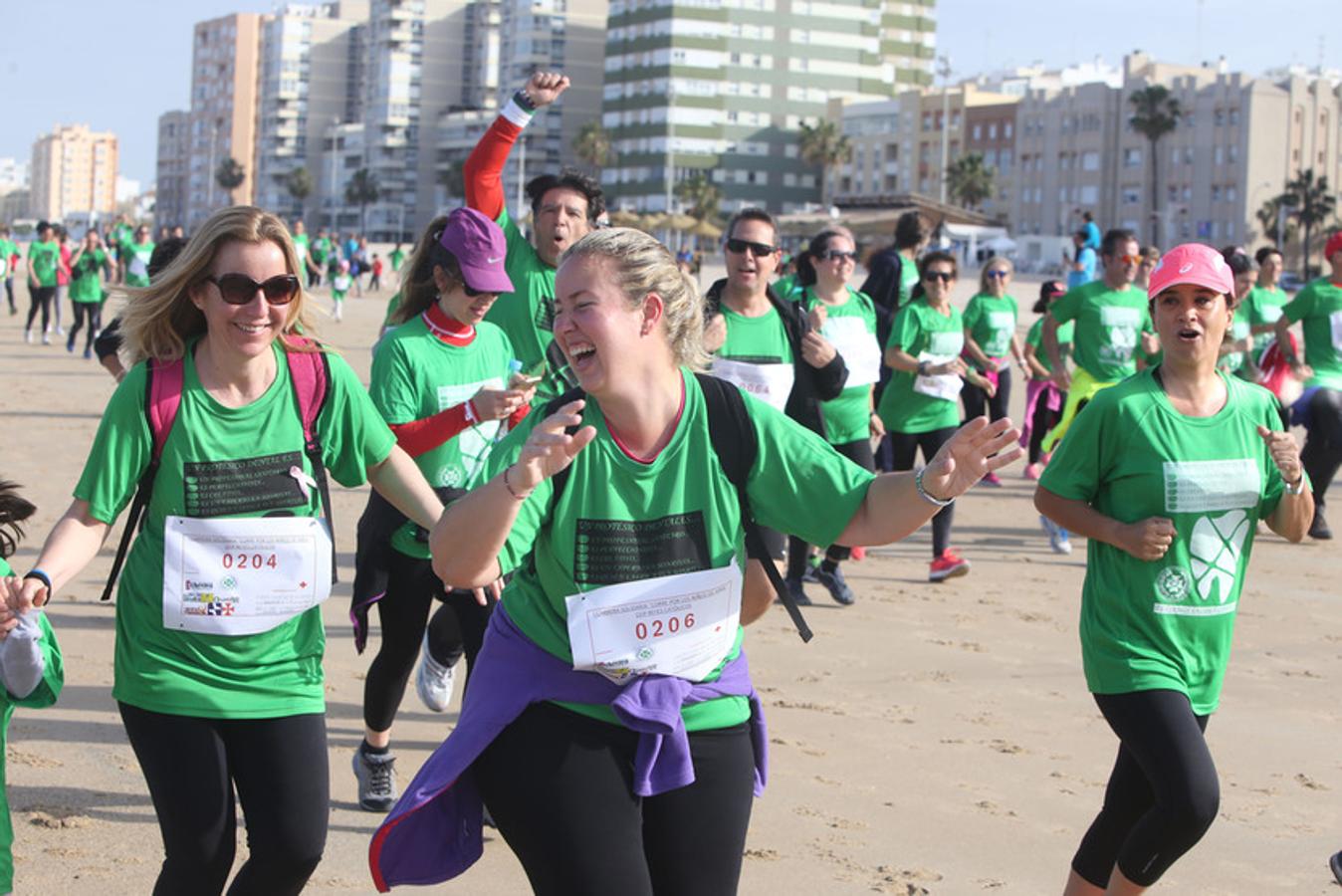 Búscate en la I Carrera solidaria por el pueblo Sirio en Cádiz