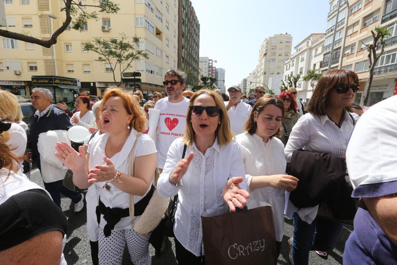 Fotos: Así ha sido la Marea Blanca en Cádiz