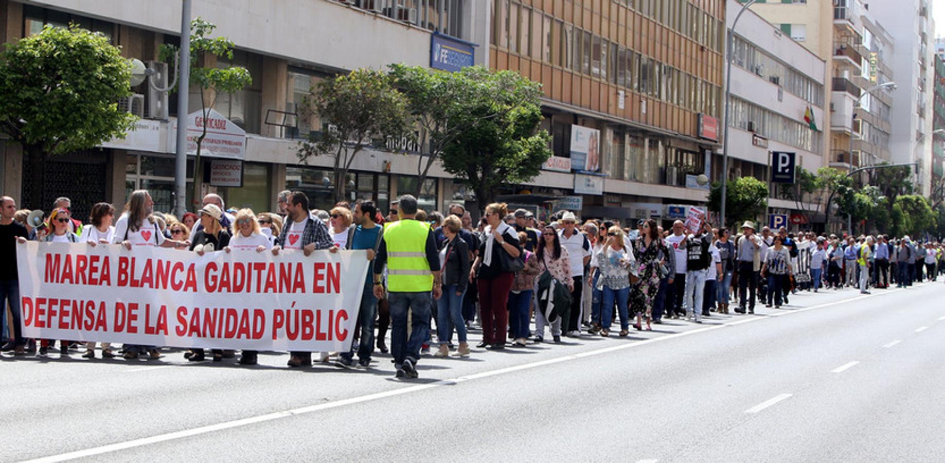 Fotos: Así ha sido la Marea Blanca en Cádiz