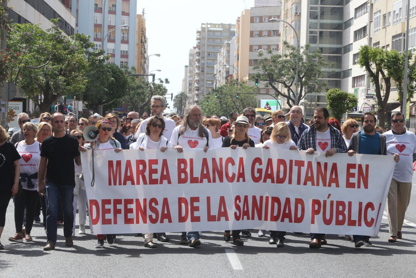 Fotos: Así ha sido la Marea Blanca en Cádiz