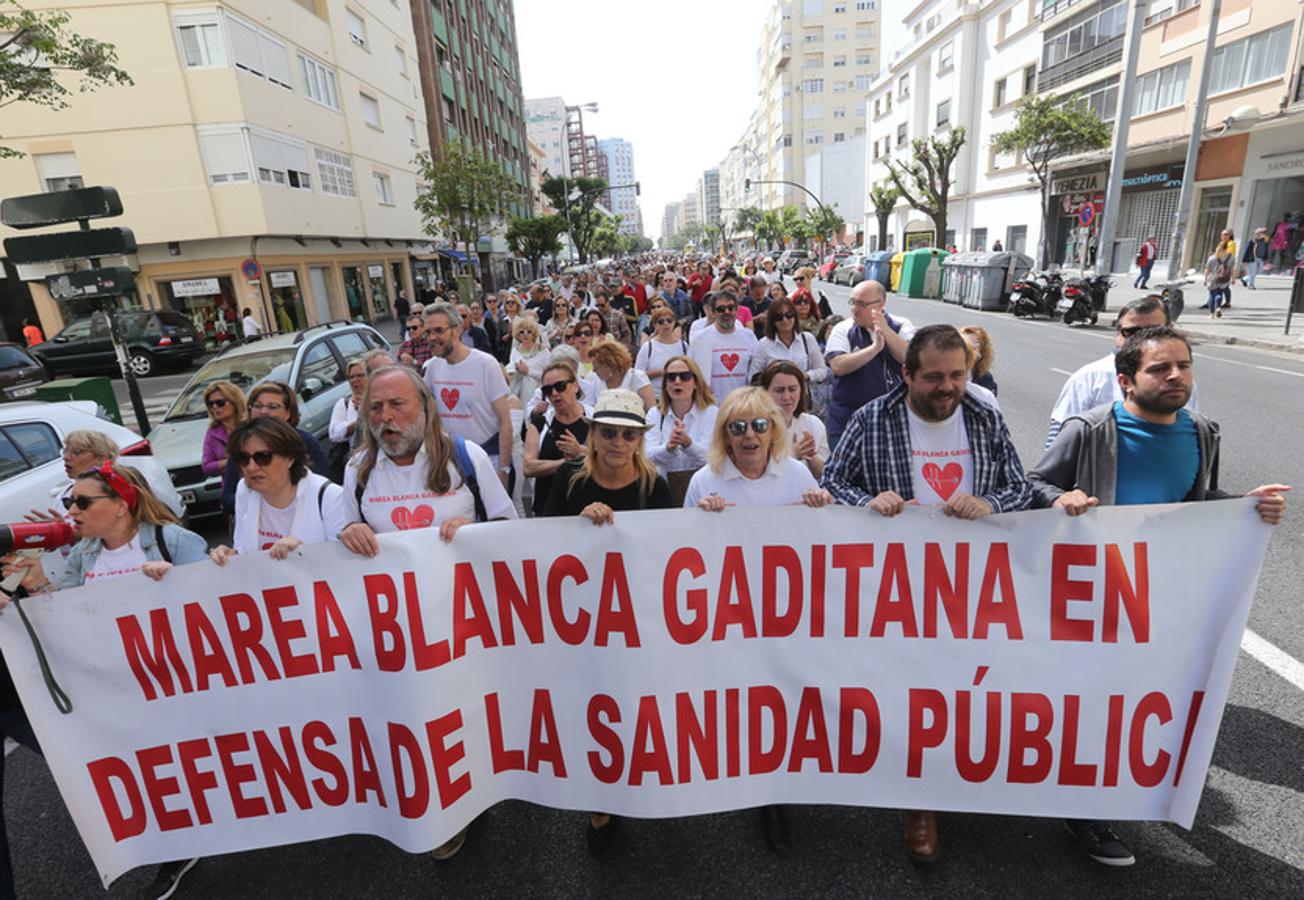 Fotos: Así ha sido la Marea Blanca en Cádiz