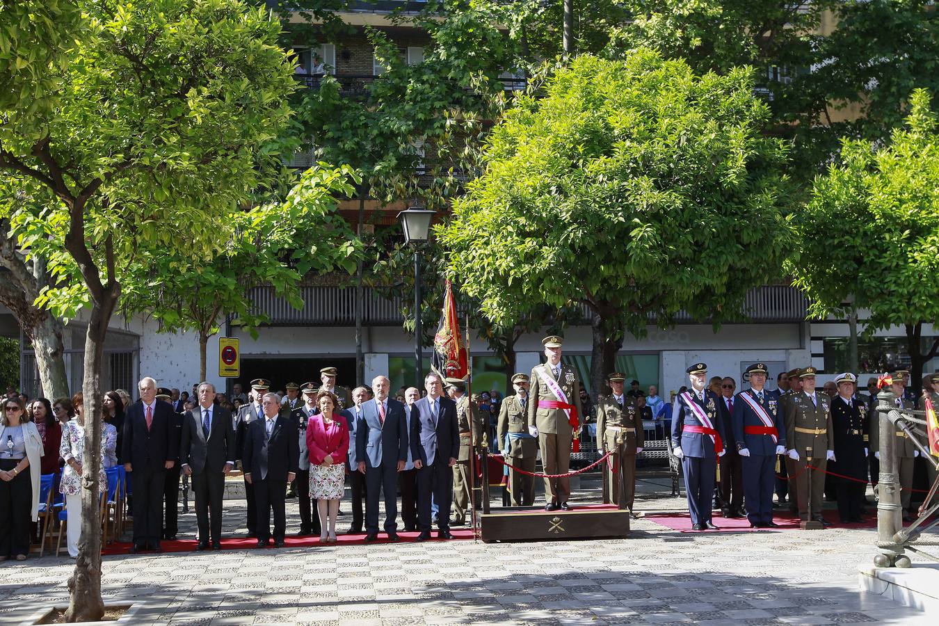 Homenaje a los héroes del Dos de Mayo en la plaza de la Gavidia