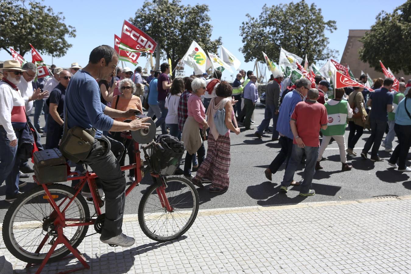 Un color para dos protestas distintas