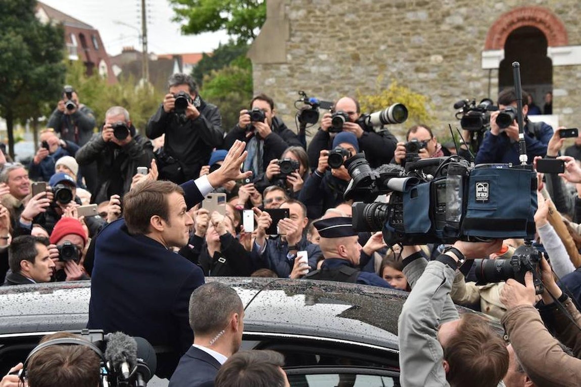 Las imágenes de la jornada electoral francesa