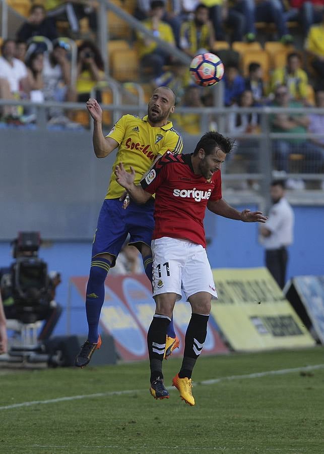 El Cádiz CF-Nàstic, en imágenes