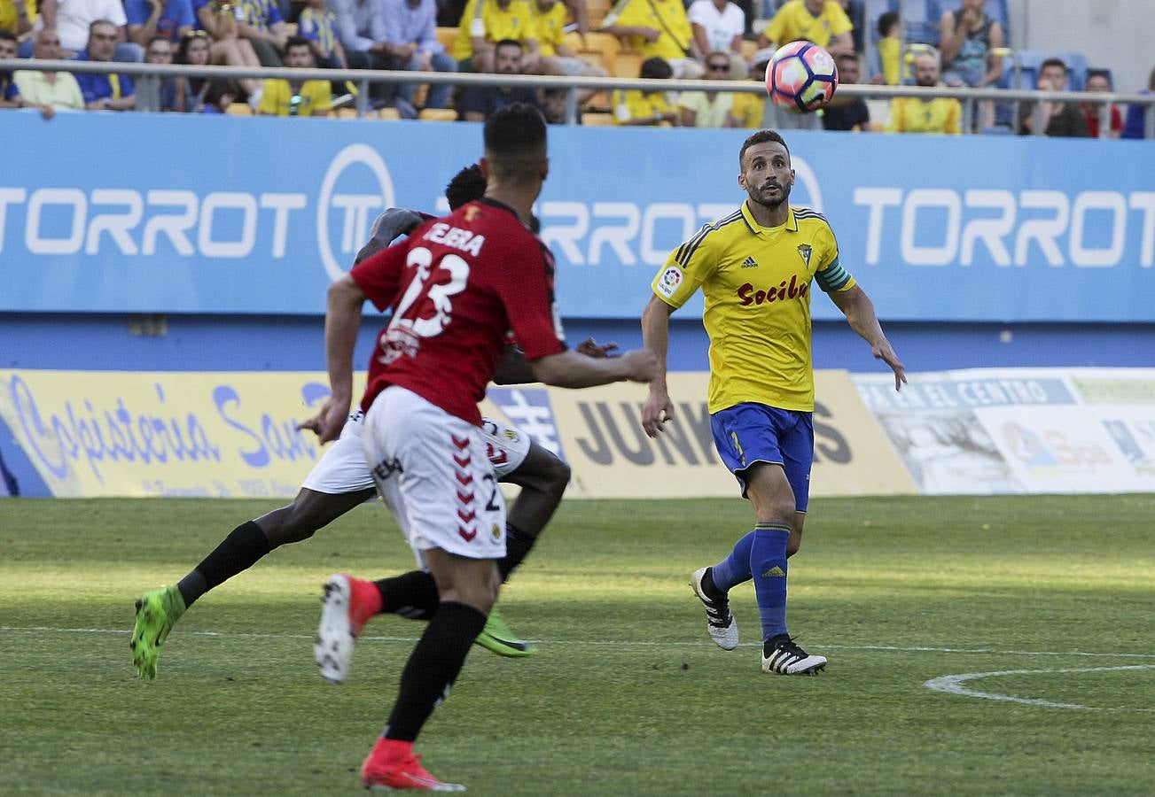 El Cádiz CF-Nàstic, en imágenes