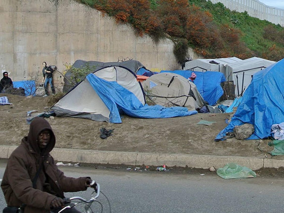 Steve Jobs. La imagen de Steve Jobs aparece en Calais como un refugiado.