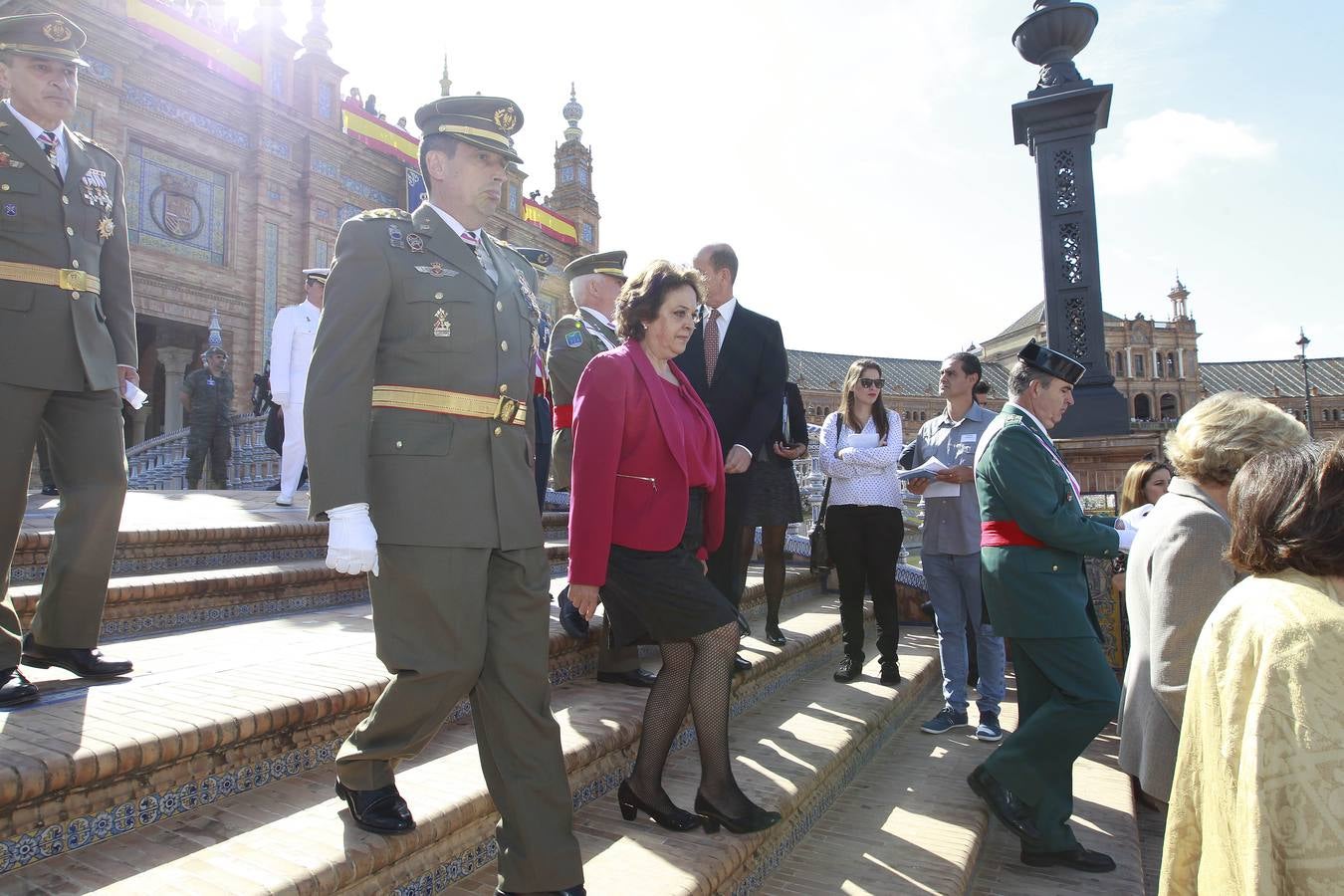 La jura de bandera en la Plaza de España, en imágenes