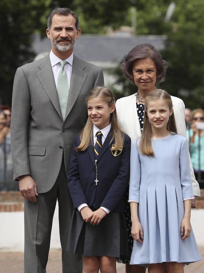 Don Felipe, Doña Sofía, la Infanta Sofía y la Princesa Leonor. 