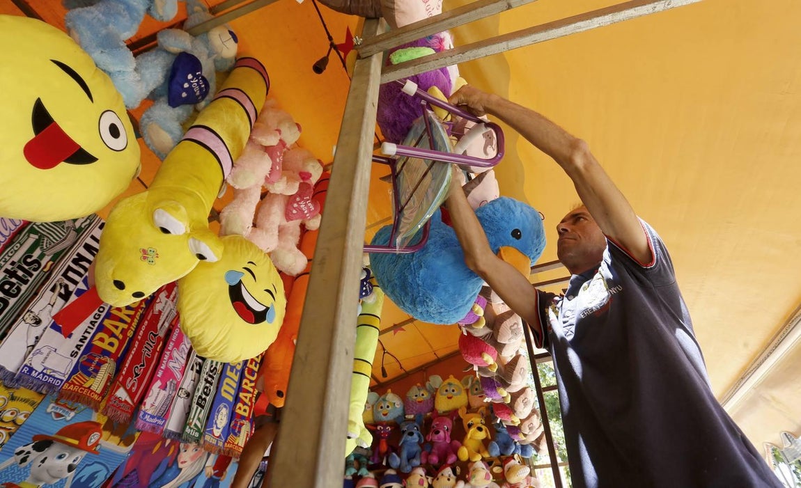 Los últimos preparativos de la Feria de Córdoba 2017, en imágenes