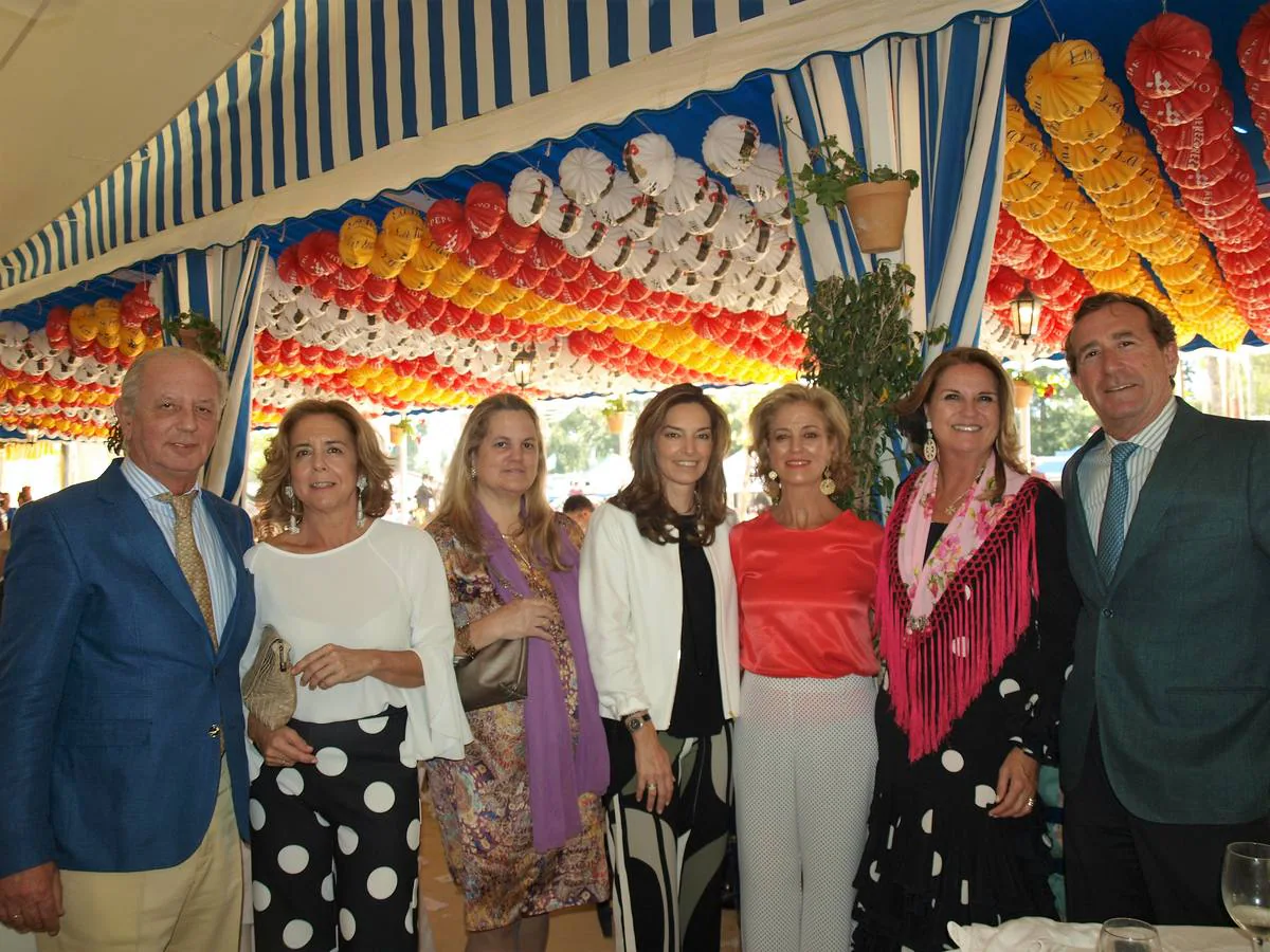 Manuel Sainz de Rozas, María Eugenia Timermans, Yolanda González, Susana Luna, Reyes Cavero, Marián Aldecoa y Ramón Goenechea