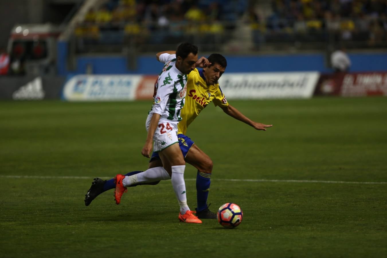 Las mejores imágenes del Cádiz CF-Córdoba CF