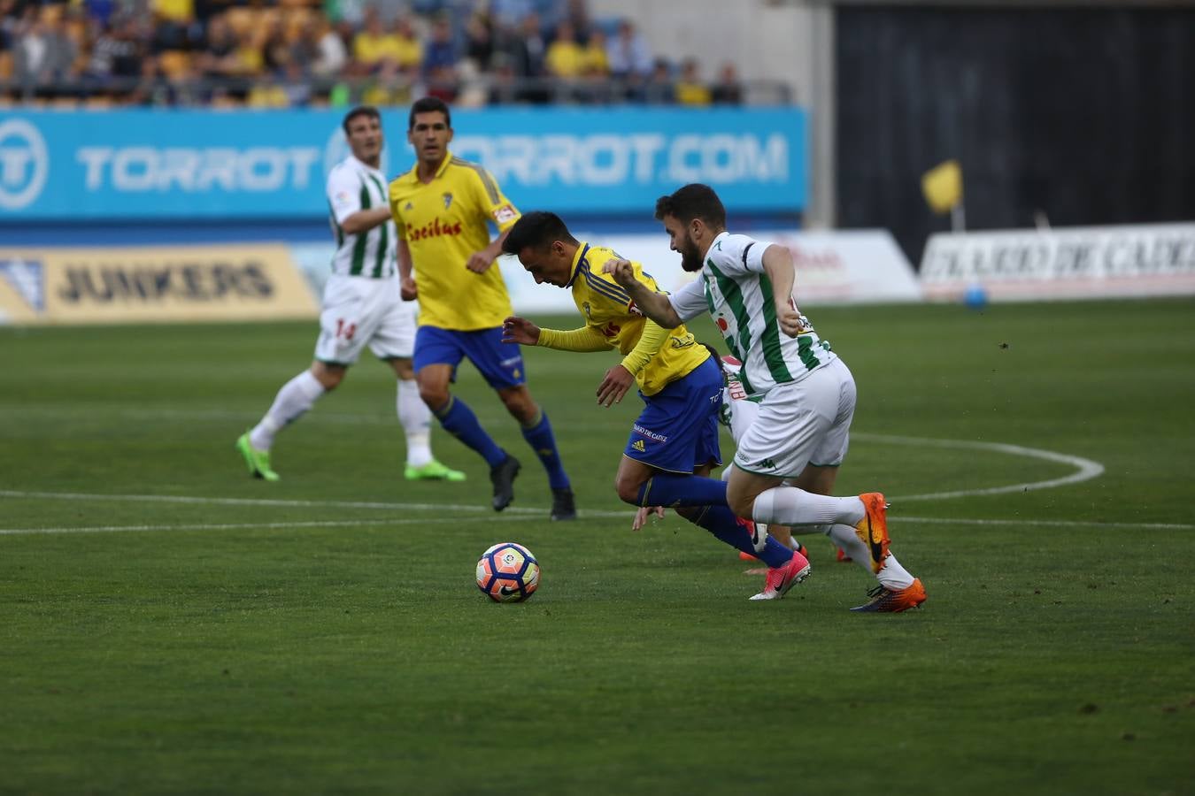 Las mejores imágenes del Cádiz CF-Córdoba CF