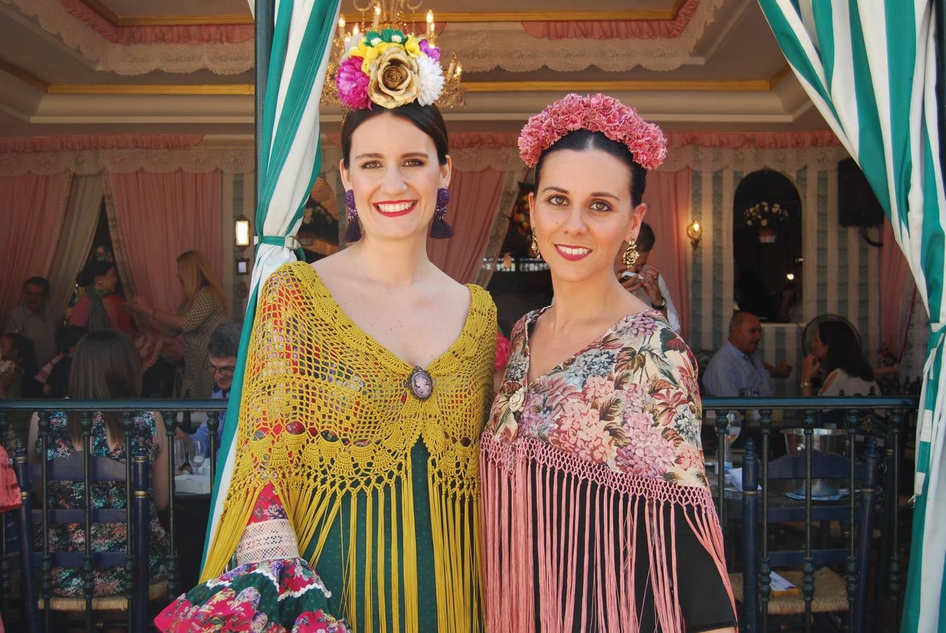 Sábado de volantes y mucho calor en la Feria de Dos Hermanas