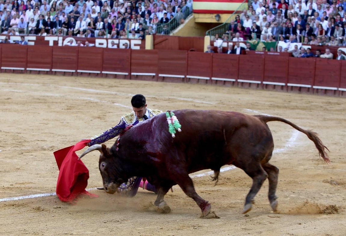 Talavante y Roca Rey salen a hombros en el broche taurino de la Feria de Jerez