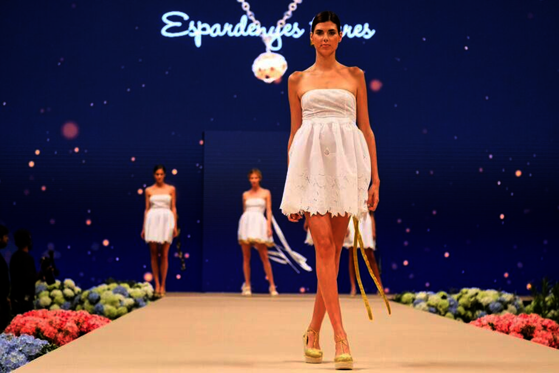 Colección de Espardenyes Torres, el calzado típico de la isla. 