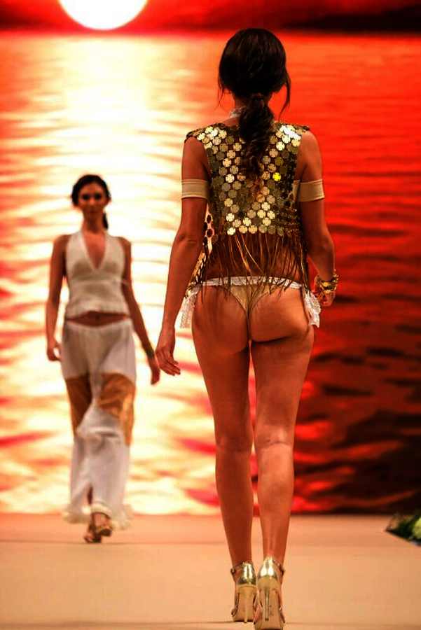 Prendas de Rebeca Ramis. 