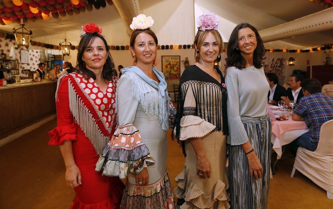 El ambiente en las casetas del recinto ferial, en imágenes