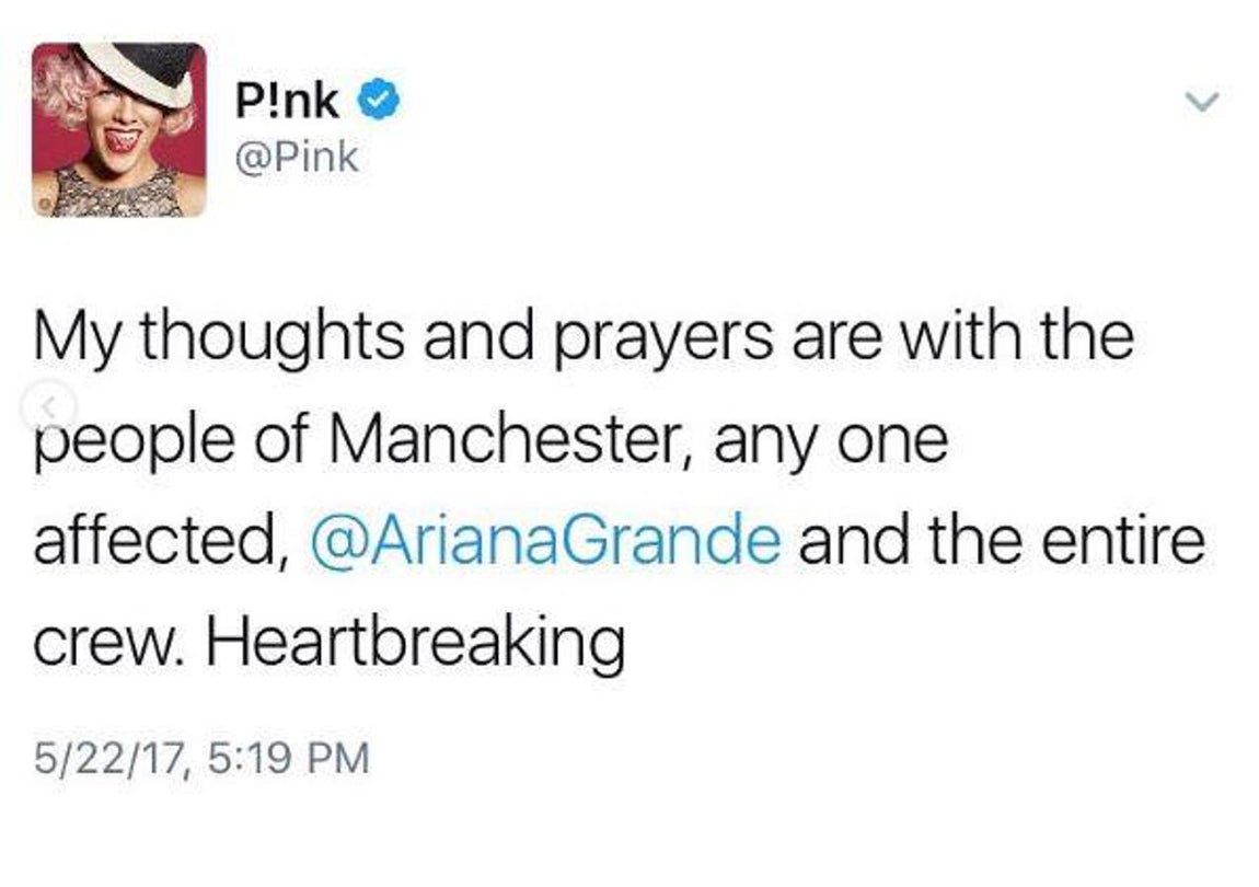Pink, cantante. «Mis pensamientos y plegarias están con la gente de Manchester, cualquiera afectado, Ariana Grande y toda la tripulación. Angustioso»
