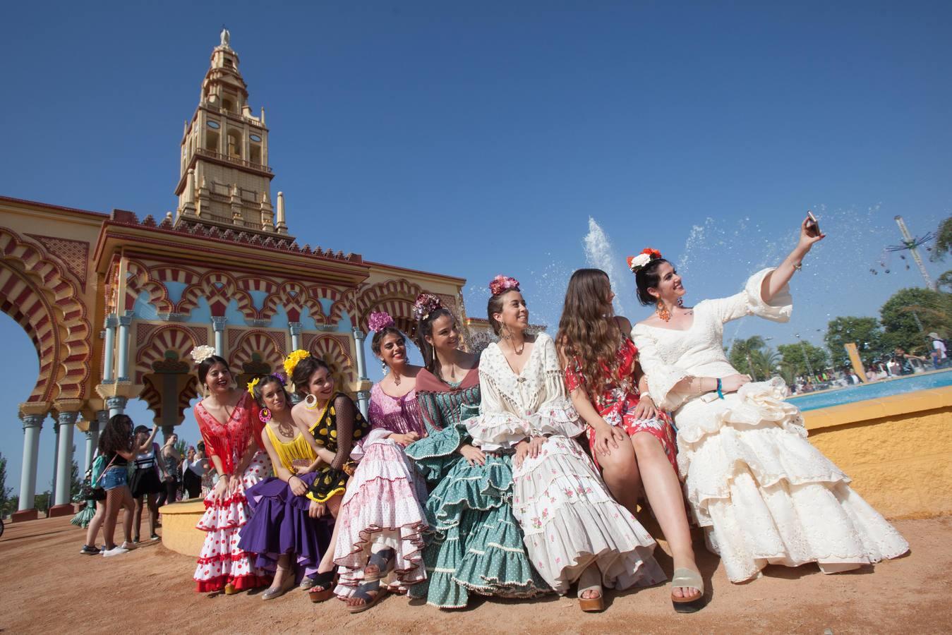 El ambiente del martes en la Feria de Córdoba, en imágenes