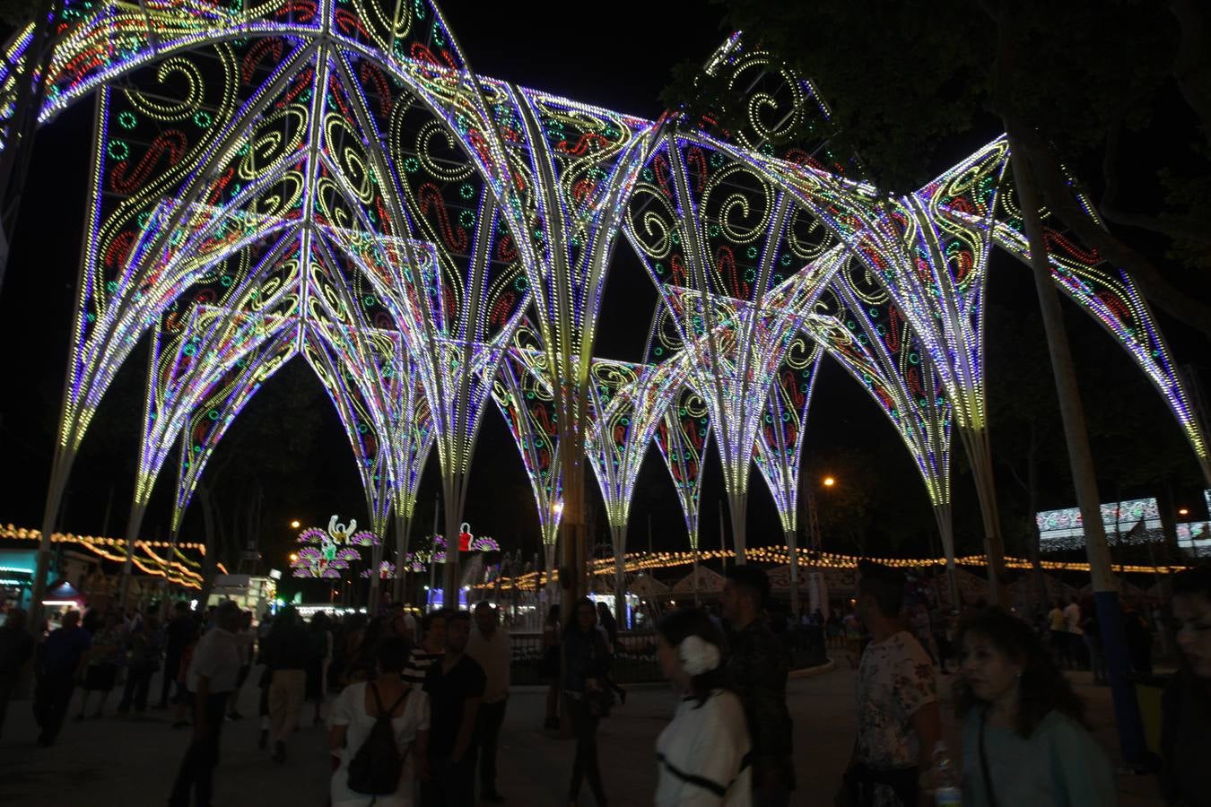 Los portuenses disfrutan de su primer día de Feria