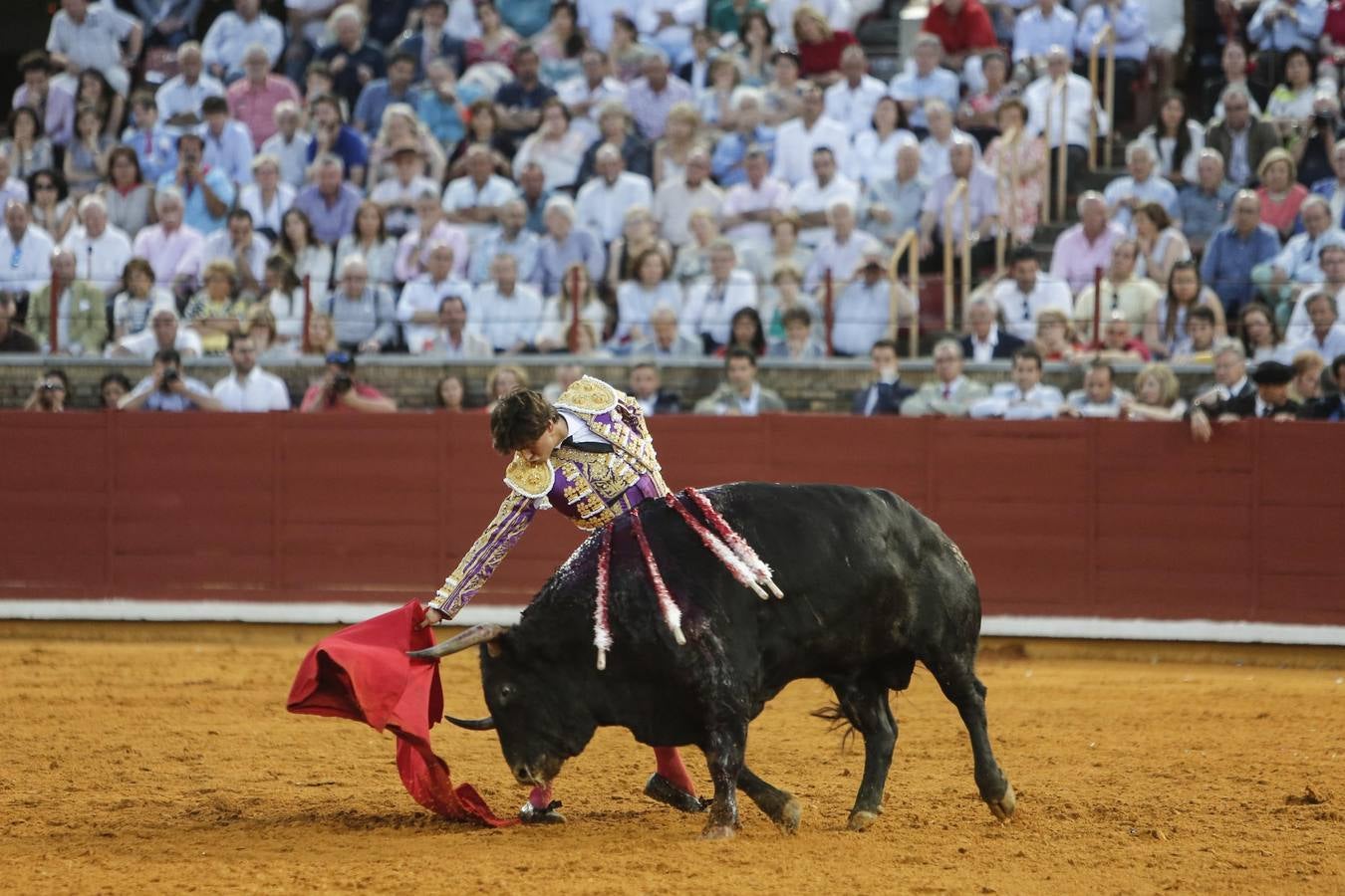 La corrida de Morante, Manzanares y Roca Rey, en imágenes