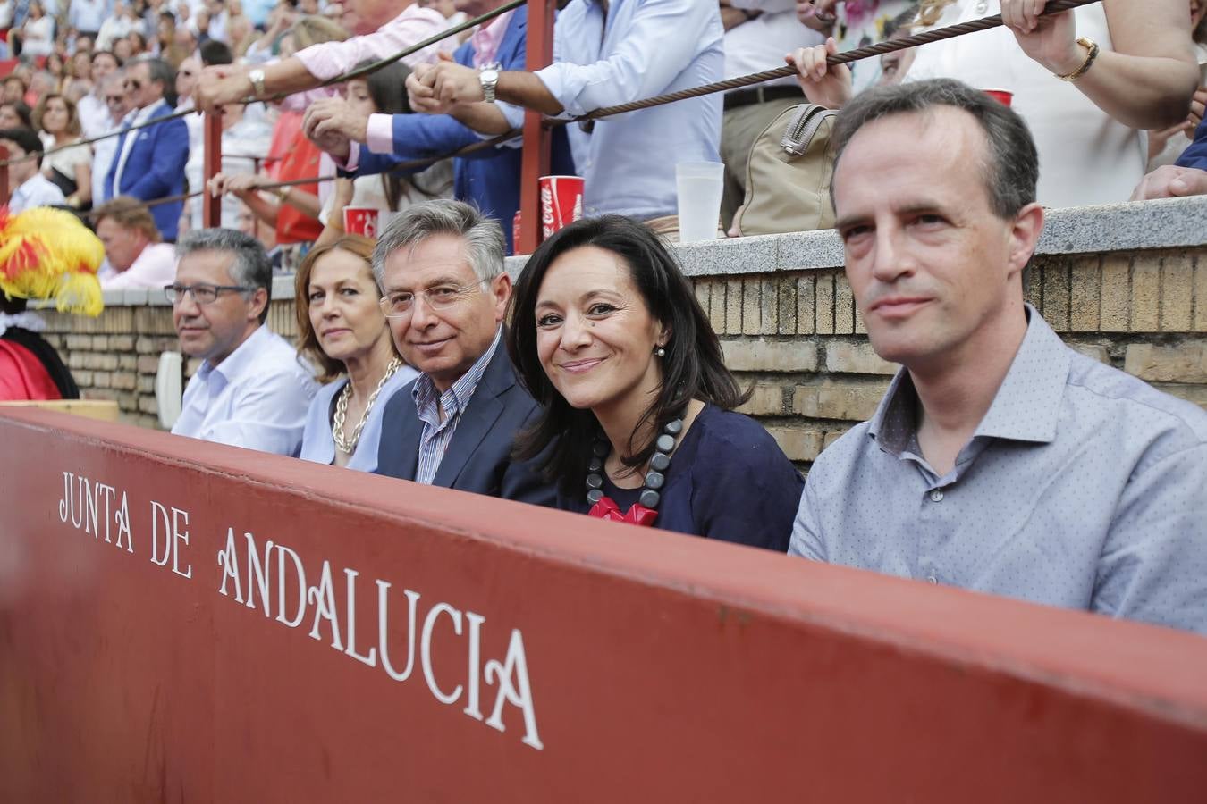 La corrida de Morante, Manzanares y Roca Rey, en imágenes