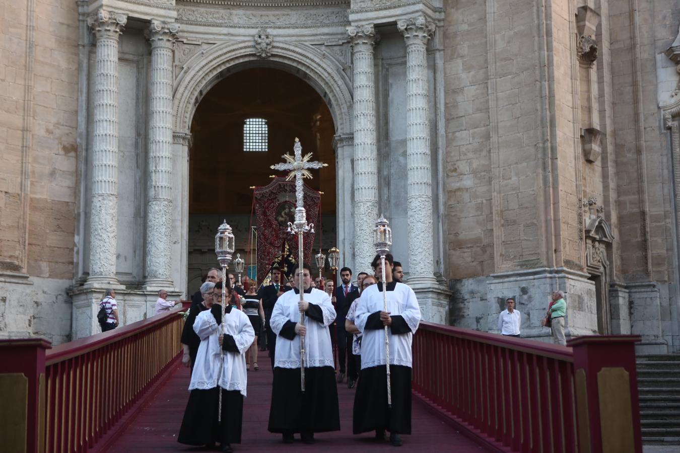 FOTOS: Las imágenes del Rosario de la Patrona