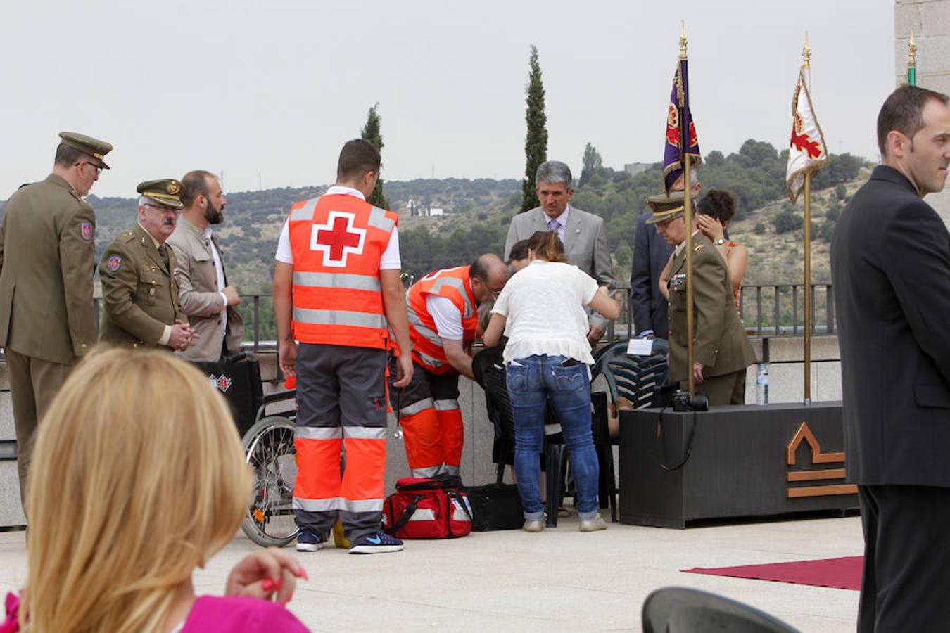 El relevo de guardia del Alcázar, en imágenes