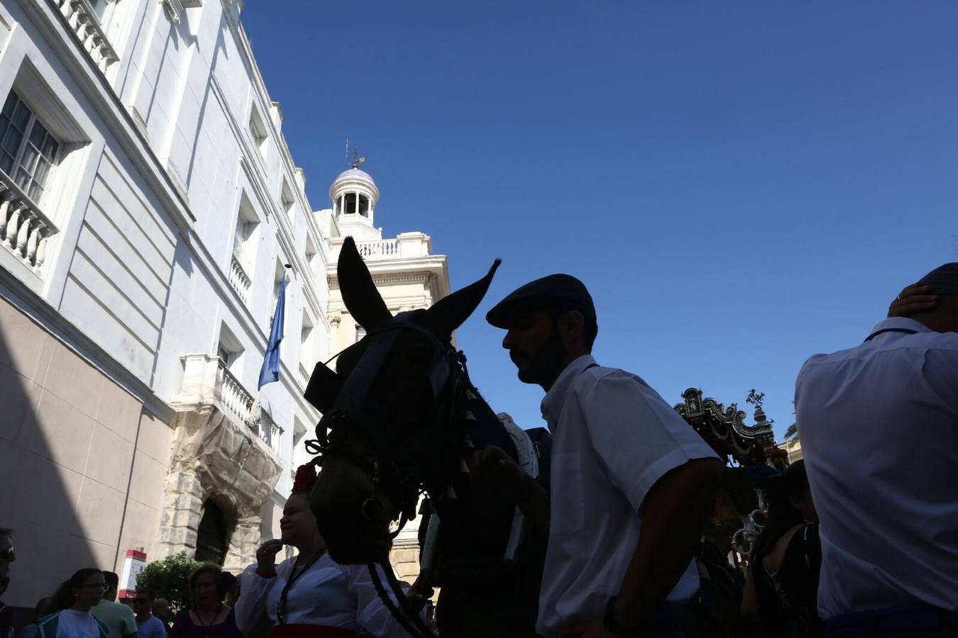 Salida de la hermandad del Rocío de Cádiz