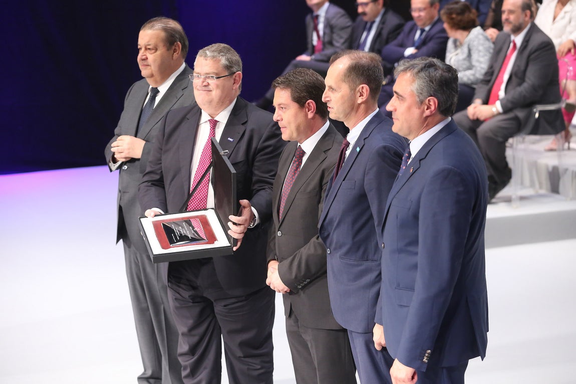 La empresa BASF Española S.L., placa al mérito regional. 