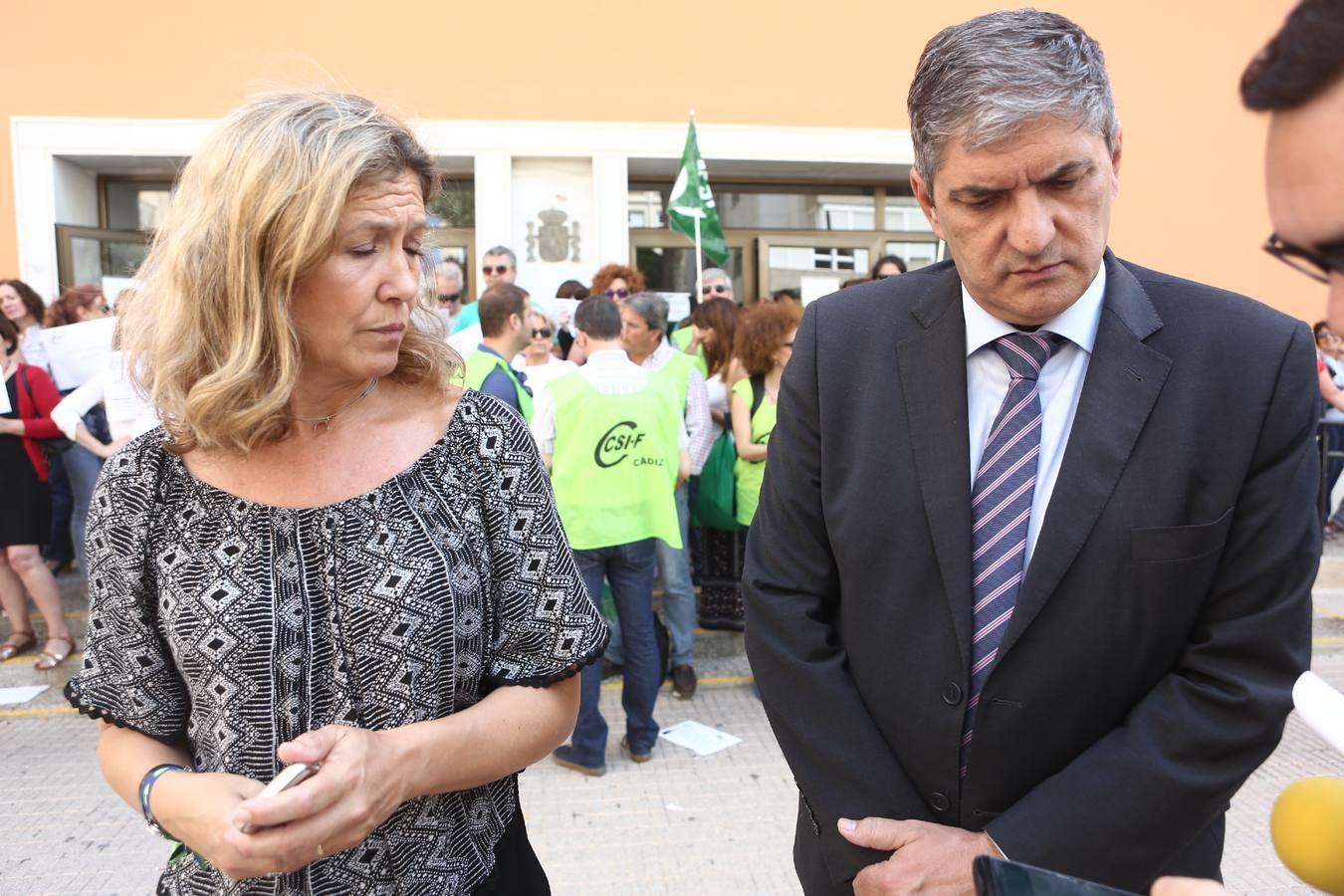 Protestas en los Juzgados de Cádiz por la falta de personal