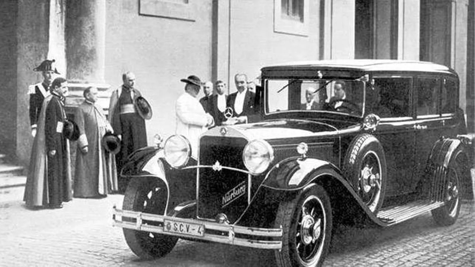 Este Mercedes-Benz lo utilizó el Papa Pío XI