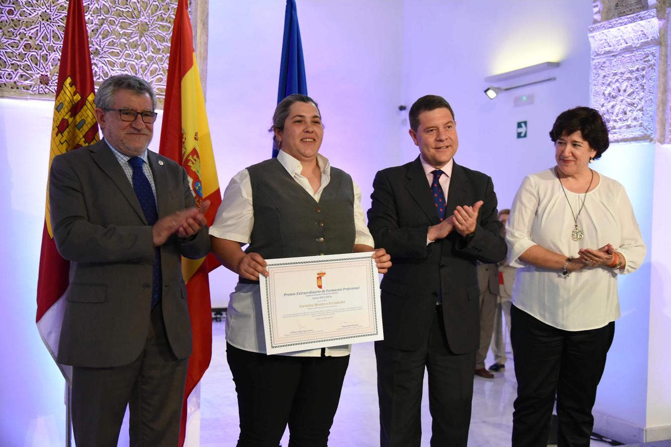 La entrega de premios extraordinarios de Formación Profesinol, en imágenes