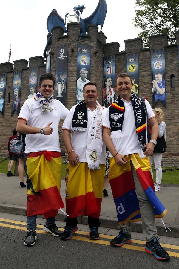 Las aficiones «marcan» el primer gol en Cardiff