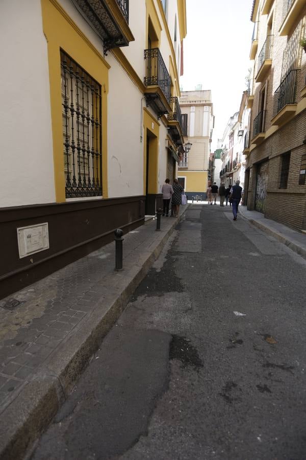 Sevilla, la ciudad de los bolardos mutantes