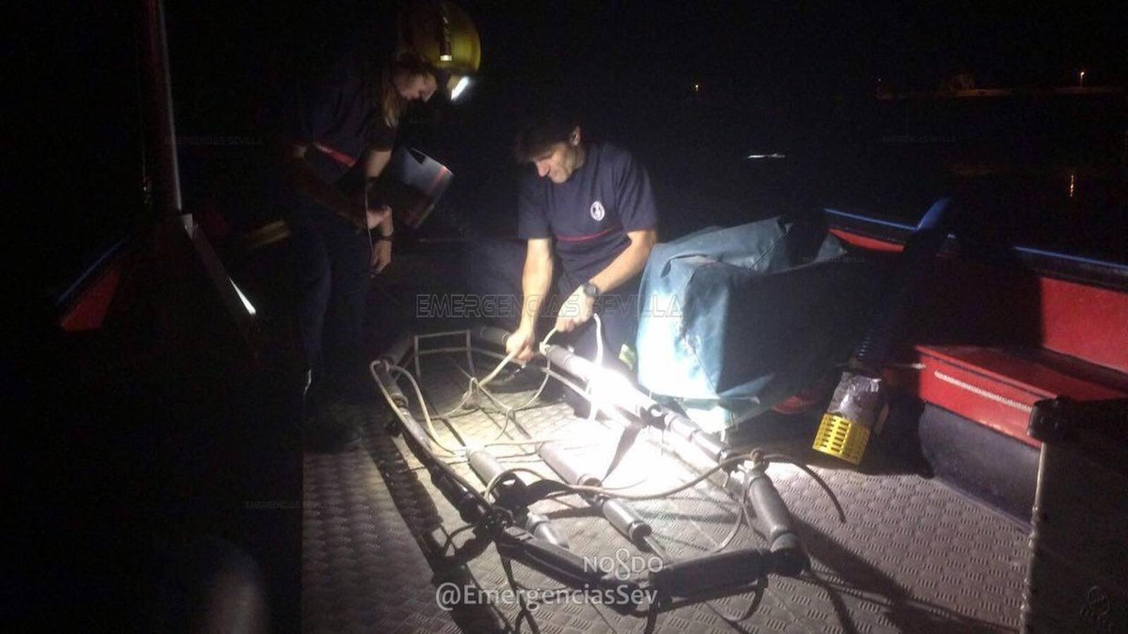 El cuerpo hallado en la dársena del Guadalquivir no llevaba documentación