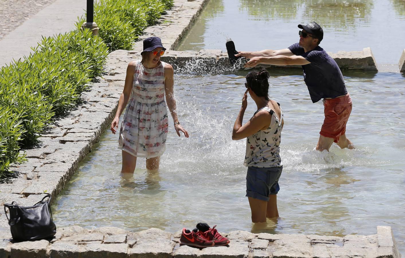 Las mejores imágenes de una dura jornada de calor en Córdoba