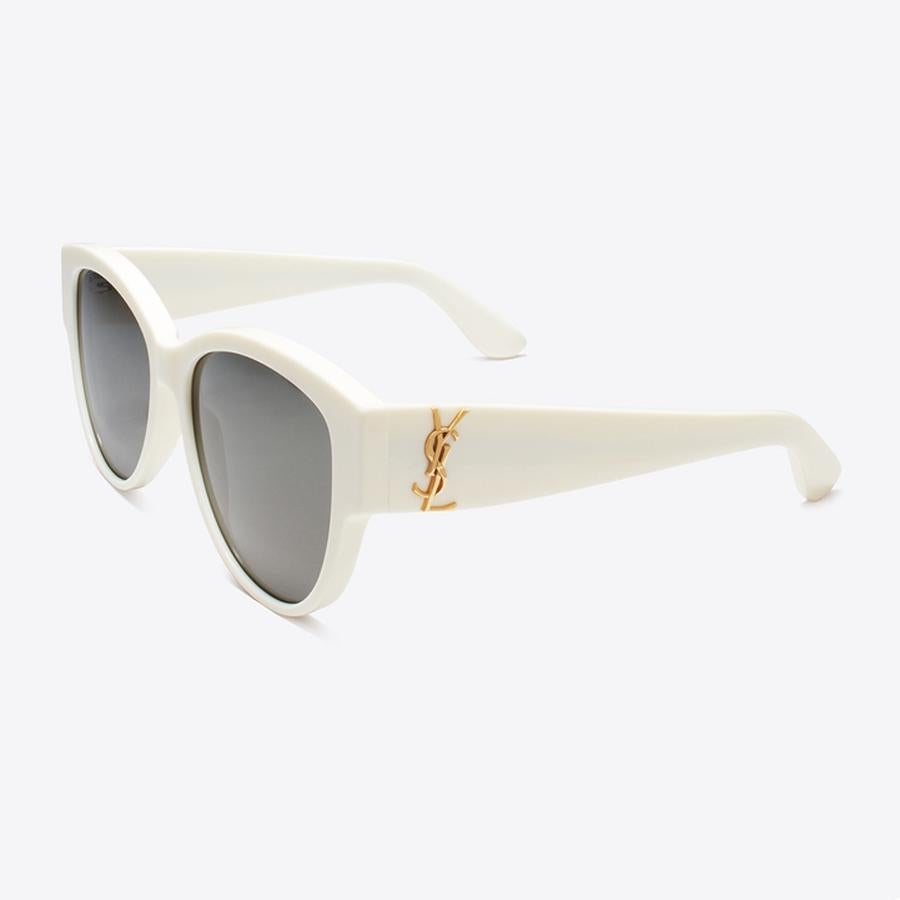 Gafas de sol modelo Monogram M3 (285€)