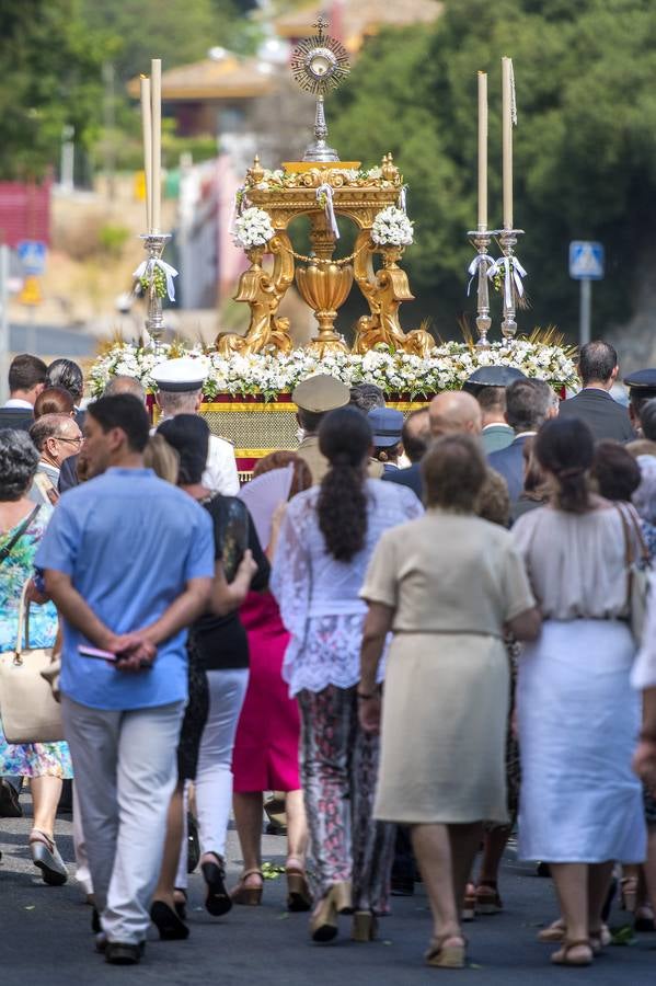 El Corpus Chisti de Tomares, en imágenes