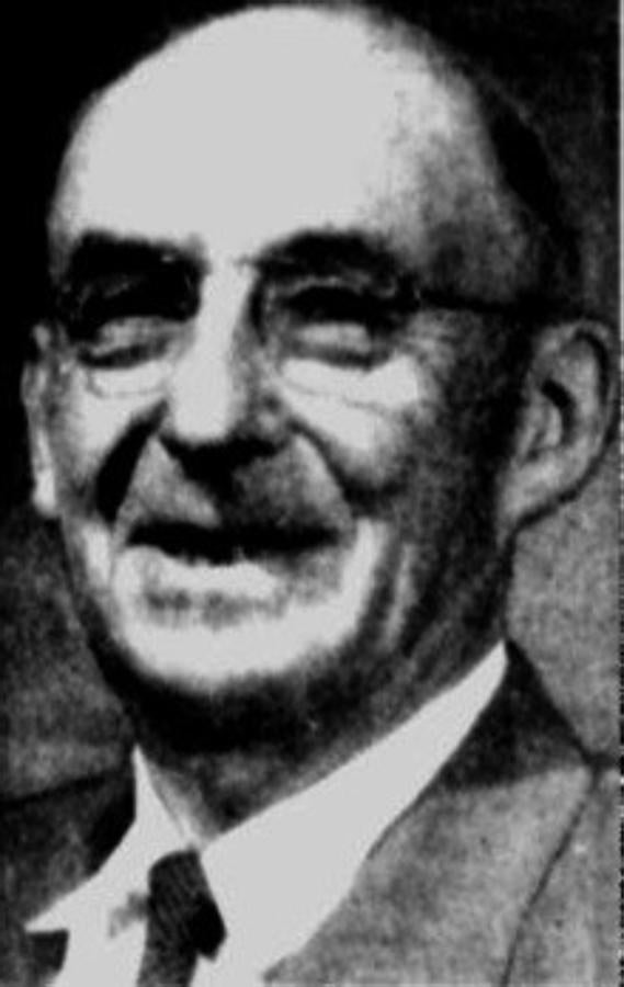 Roy C. Start, city manager de Toledo de Ohio en julio de 1936. 