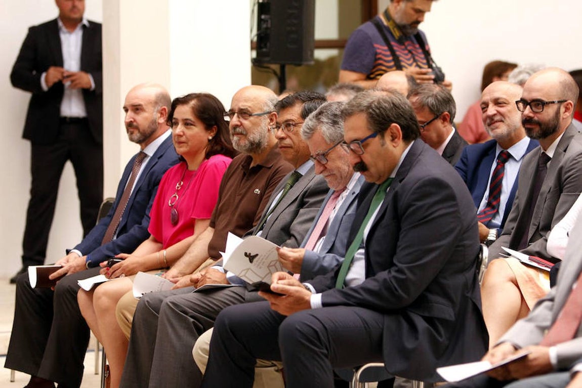 Entrega de los VI Premios a la Excelenca y a la Calidad de la Junta